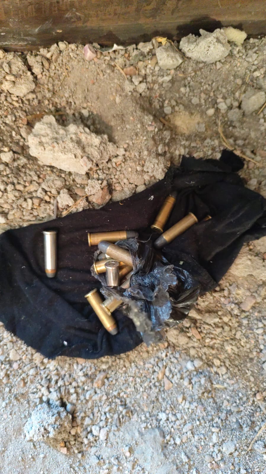 472d6220-8ff2-49fe-9240-ef14c9a35b7c