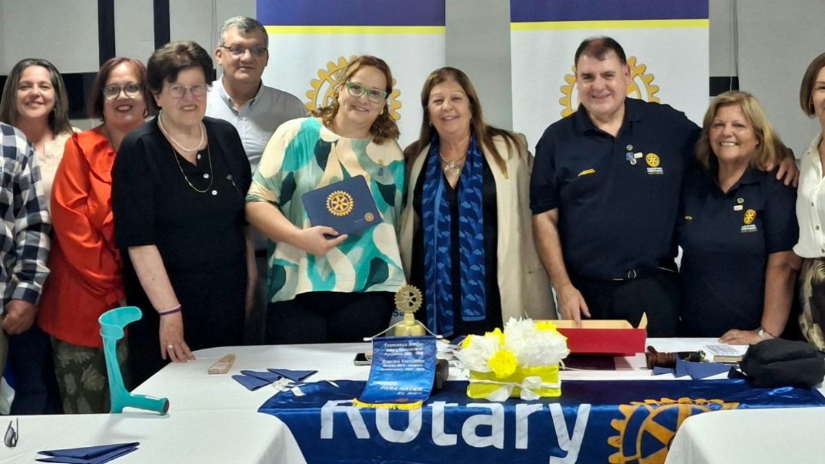 Gobernadora de Rotary visita Club Puerto Sauce