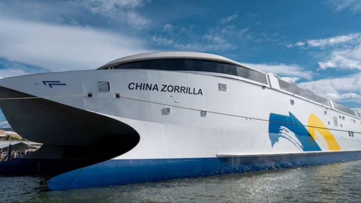 Retraso en la llegada del ferry eléctrico China Zorrilla