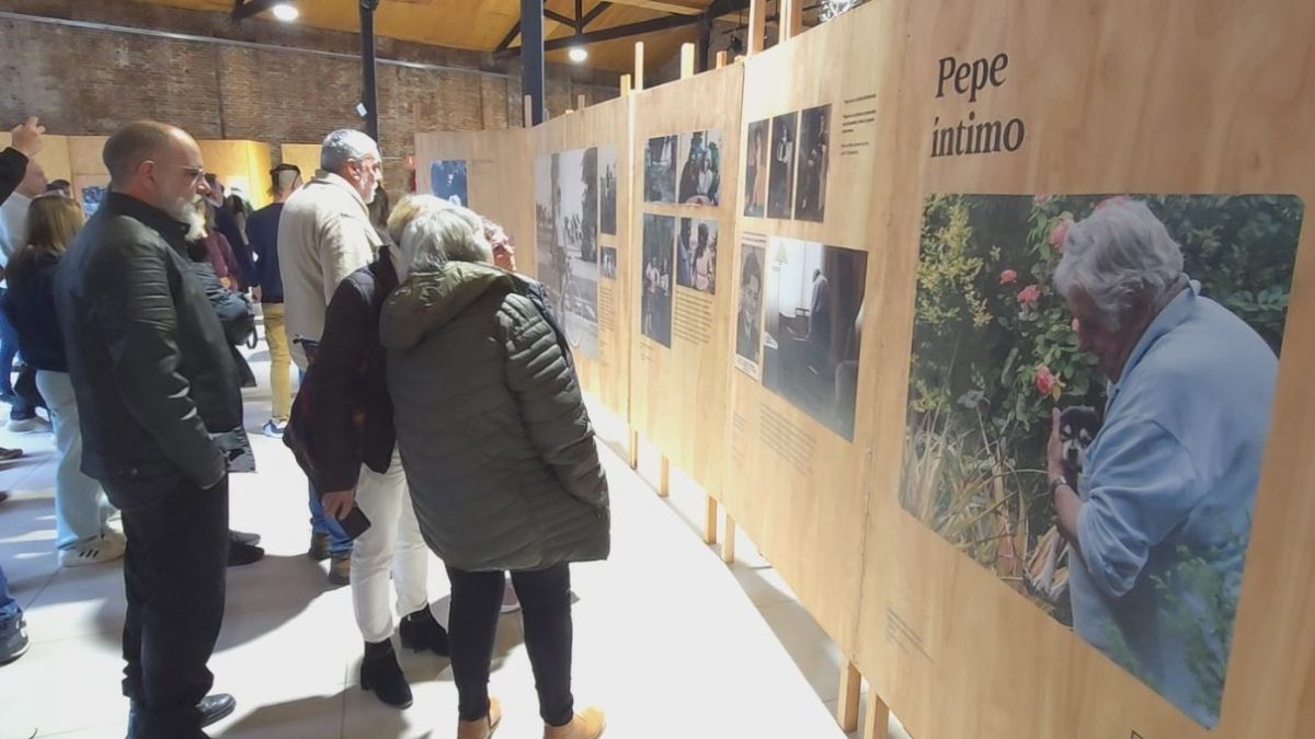 Muestra fotográfica en Colonia homenajea a Pepe Mujica