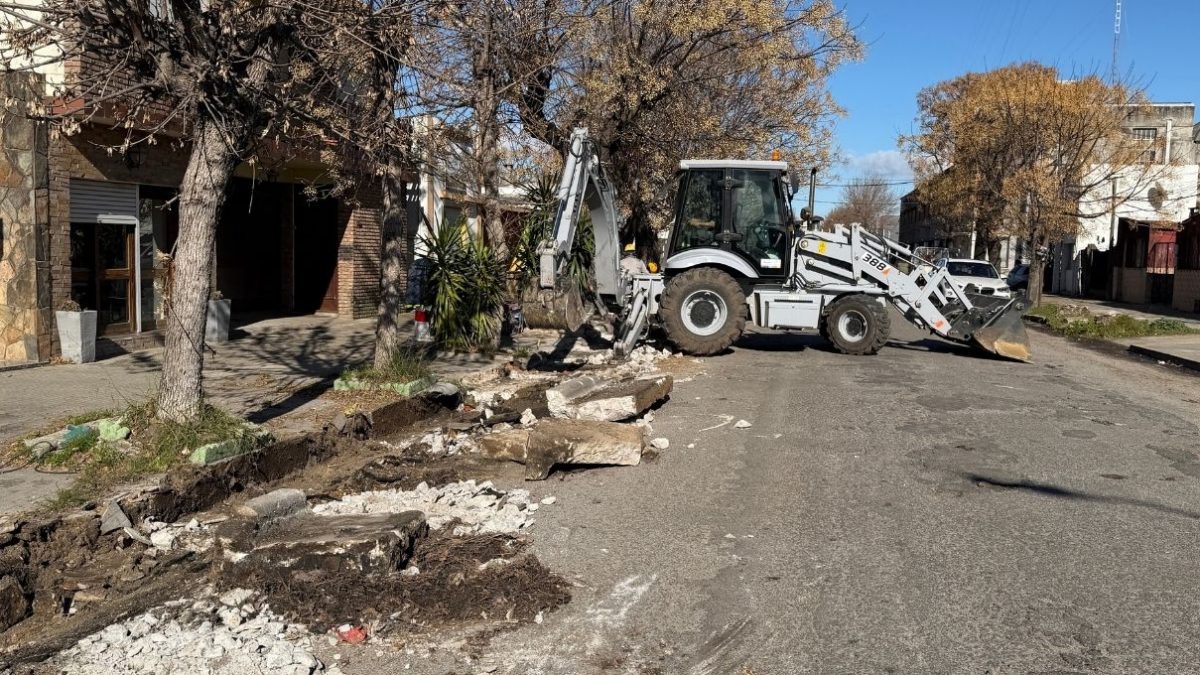 Comienza reconstrucción de cordón cuneta en Juan Lacaze