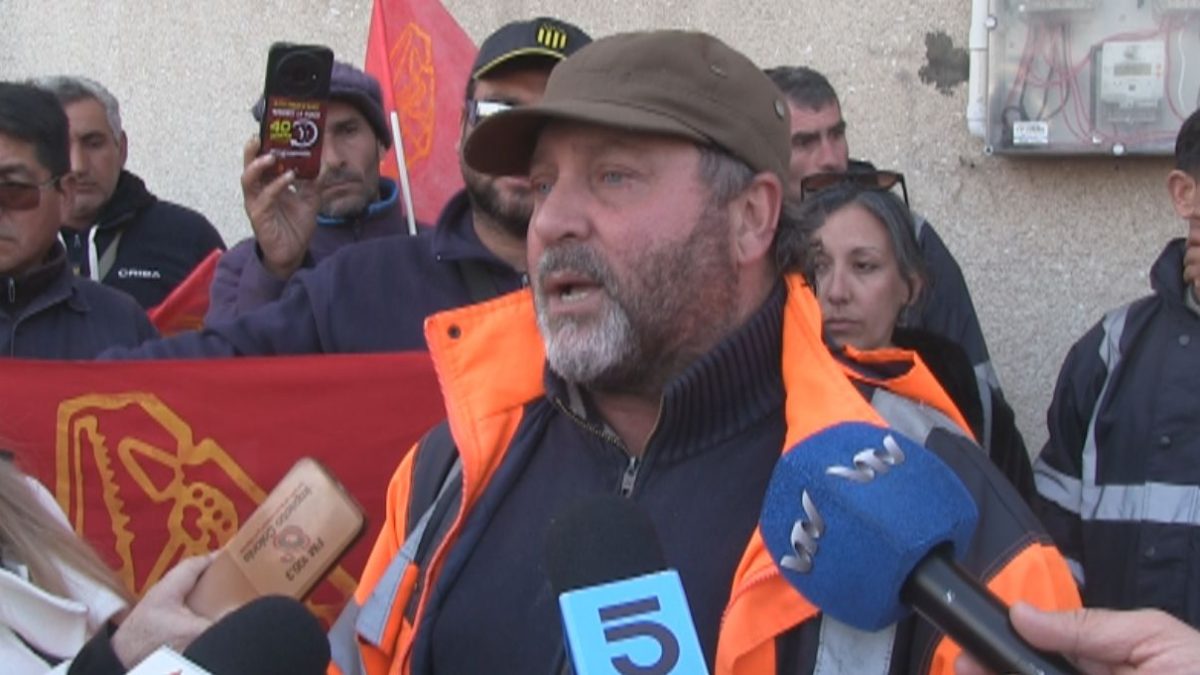Trabajadores de Ta-Ta y SUNCA reclamaron ante el presidente VIDEO