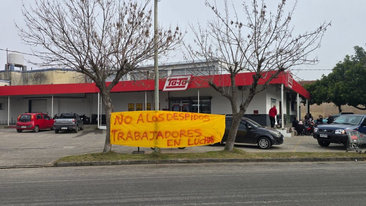 TaTa Juan Lacaze en conflicto por inminentes despidos VIDEO