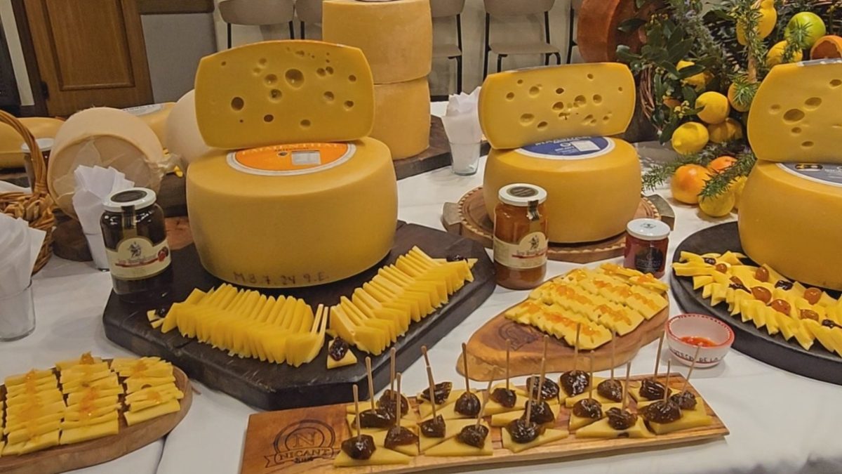 Más de 300 quesos competiran en el 20° Concurso de Quesos del Uruguay