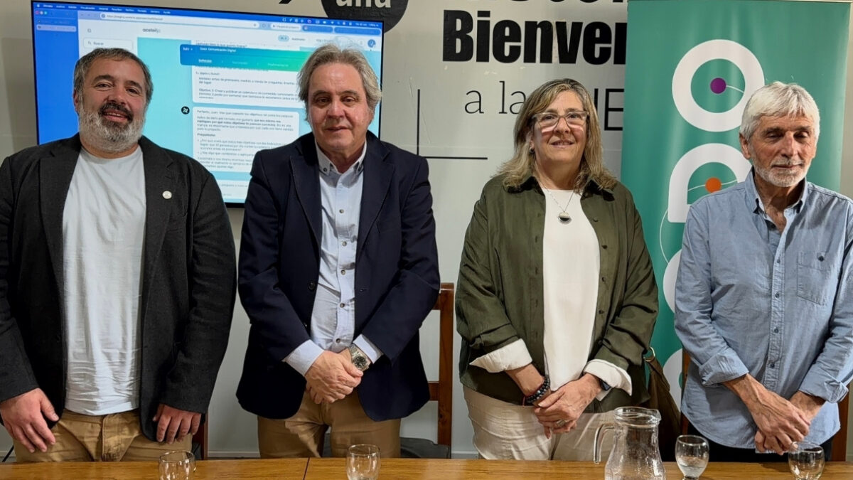 UTEC lanzó curso de Inteligencia Artificial en Juan Lacaze